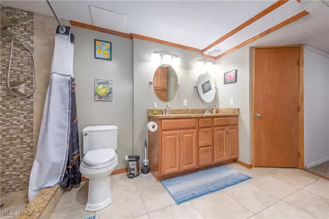 381 Alexis Dr, Elyria, OH 44035 photo 33