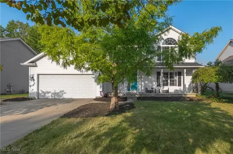381 Alexis Dr, Elyria, OH 44035