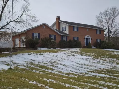 10400 Lincoln St SE, East Canton, OH 44730