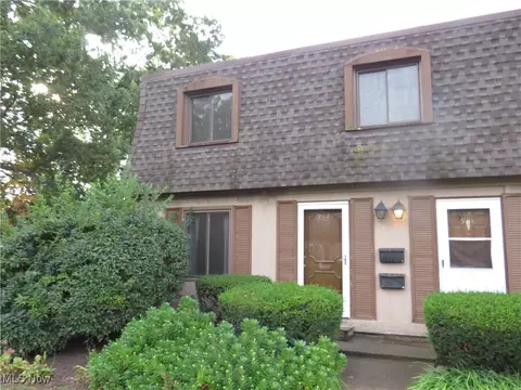 1651 Mentor Ave #912, Painesville, OH 44077
