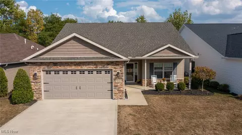9237 Woodland Blue Dr, Seville, OH 44273