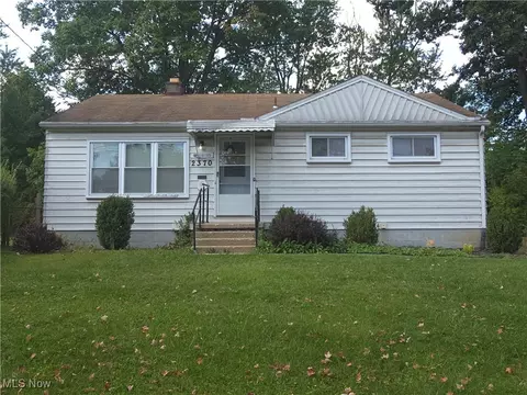 2370 Chaney Cir, Youngstown, OH 44509