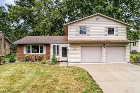 440 Dohner Dr, Wadsworth, OH 44281
