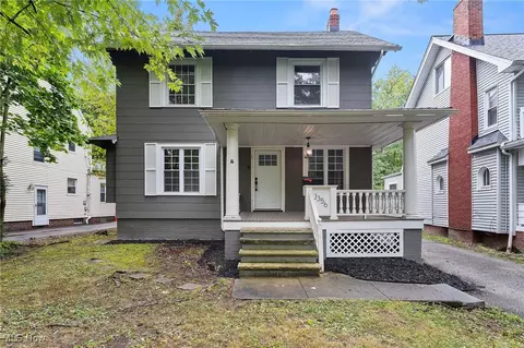 3356 Euclid Heights Blvd, Cleveland, OH 44118