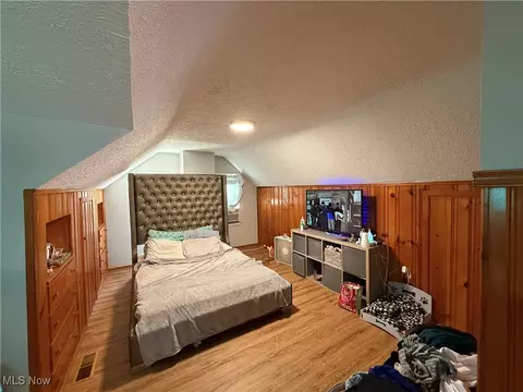 21051 Nicholas Ave, Euclid, OH 44123 photo 10