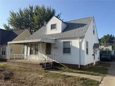 21051 Nicholas Ave, Euclid, OH 44123 photo 2
