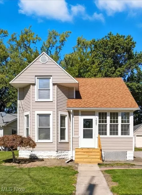 1627 W 6th St, Ashtabula, OH 44004
