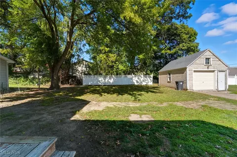 1627 W 6th St, Ashtabula, OH 44004 photo 25