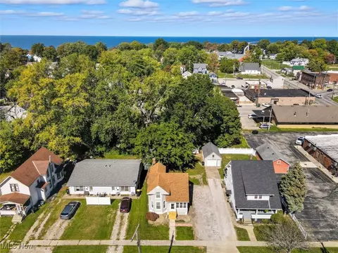 1627 W 6th St, Ashtabula, OH 44004 photo 27