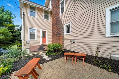 4611 S Ridge Rd E, Geneva, OH 44041 photo 3