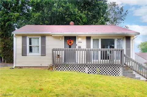 1417 Colonial Blvd NE, Canton, OH 44714