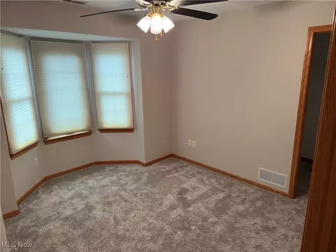 Bedroom - 131 Barrington Ct, Elyria, OH 44035 photo 3 of 4