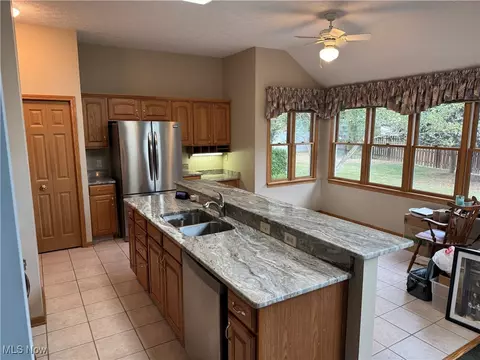 Kitchen - 131 Barrington Ct, Elyria, OH 44035 photo 1 of 2