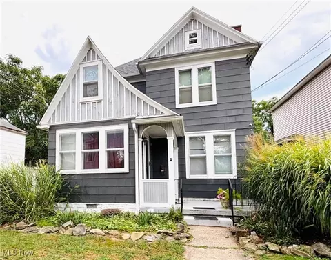 1808 Covert St, Parkersburg, WV 26101