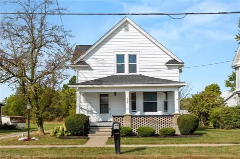 439 N Main St, Polk, OH 44866