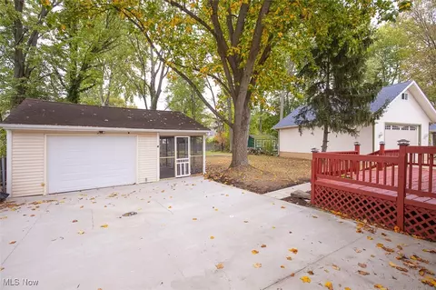 74 Aaron St, Berea, OH 44017 photo 30