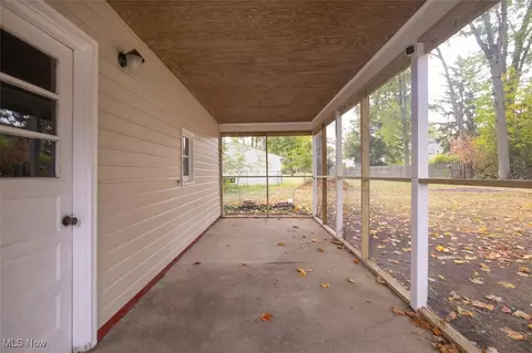 74 Aaron St, Berea, OH 44017 photo 33