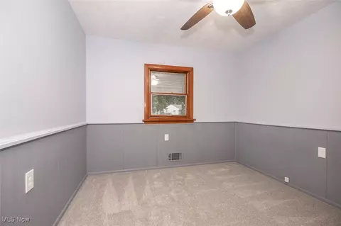 74 Aaron St, Berea, OH 44017 photo 19