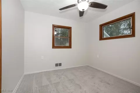 74 Aaron St, Berea, OH 44017 photo 15