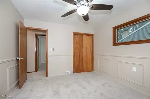 74 Aaron St, Berea, OH 44017 photo 18