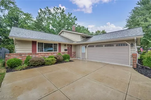 22534 Bard Ave, Fairview Park, OH 44126