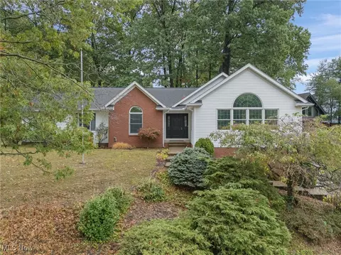 134 Shore Line Ave NW, Canton, OH 44708
