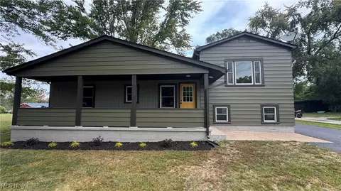 8503 Lake Shore Blvd, Mentor, OH 44060
