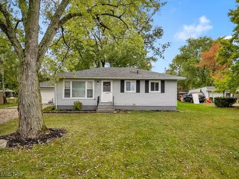 1524 Andrea Dr, Brunswick, OH 44212