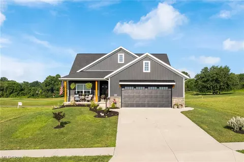 1553 Championship Cir SE, Massillon, OH 44646
