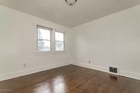 807 Bedford Ave NW, Canton, OH 44708 photo 20