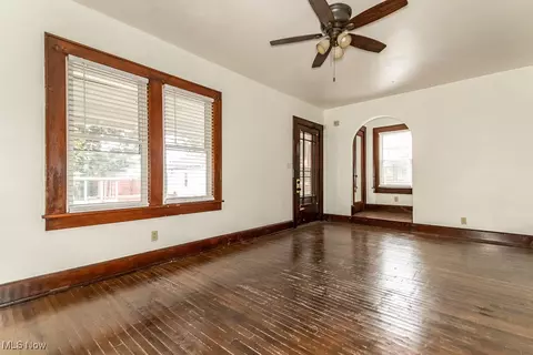 807 Bedford Ave NW, Canton, OH 44708 photo 6