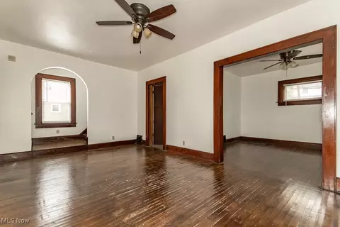 807 Bedford Ave NW, Canton, OH 44708 photo 5