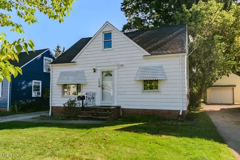1379 Lander Rd, Mayfield Heights, OH 44124