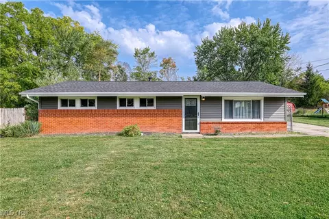 1725 Pike Pkwy, Streetsboro, OH 44241