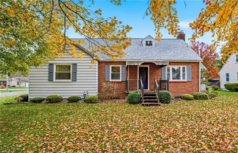 24 Fairground Blvd, Canfield, OH 44406