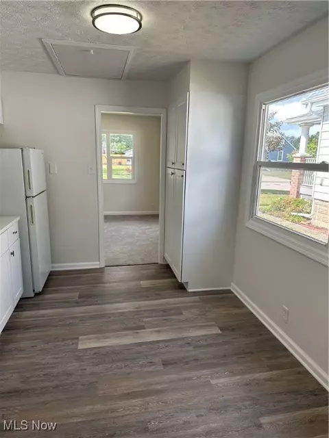 Entry Way - 313 Longford Ave, Elyria, OH 44035 photo 6 of 6