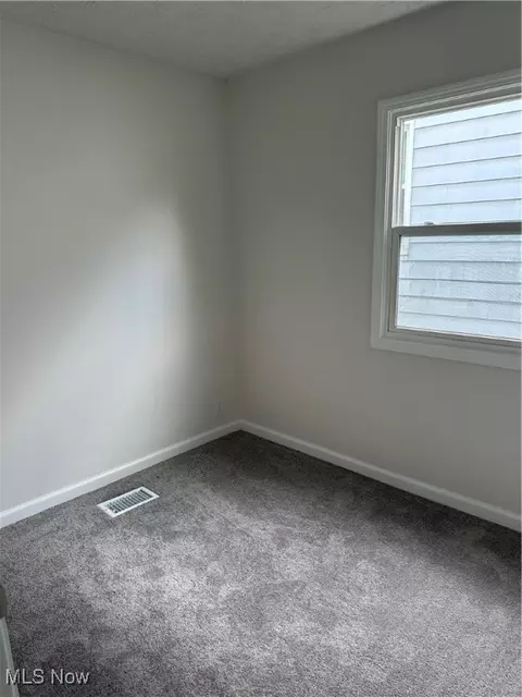 Bedroom - 313 Longford Ave, Elyria, OH 44035 photo 2 of 3