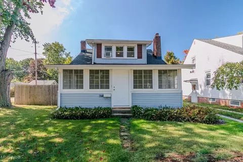700 Cherokee Trl, Willoughby, OH 44094