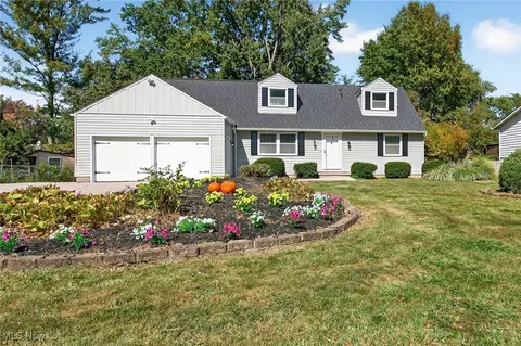 34192 Gail Dr, North Ridgeville, OH 44039