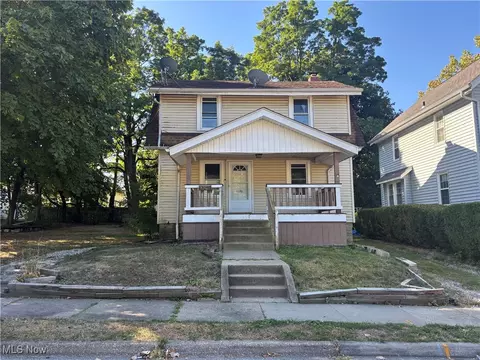 1170 Mckinley Ave, Akron, OH 44306