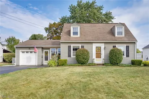 944 Jones Dr, Salem, OH 44460