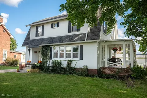 540 Cambridge Rd, Coshocton, OH 43812