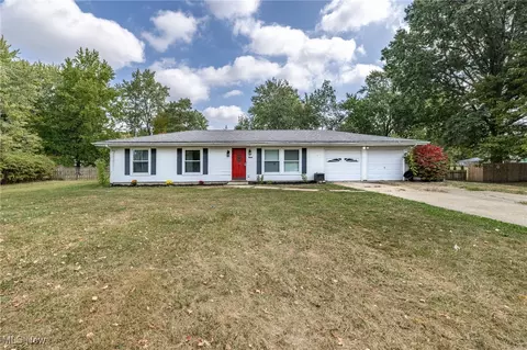 9868 Meldon Dr, Streetsboro, OH 44241