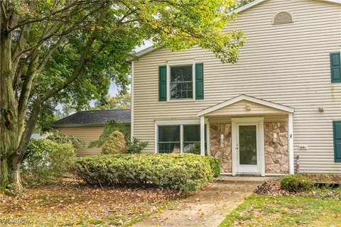 250 Ivy Hill Ln #C43, Medina, OH 44256