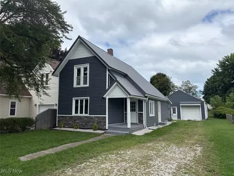 264 High St, Conneaut, OH 44030