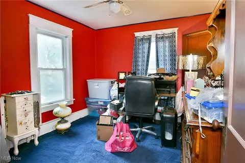 Bedroom - 294 Elm St, Struthers, OH 44471 photo 1 of 7