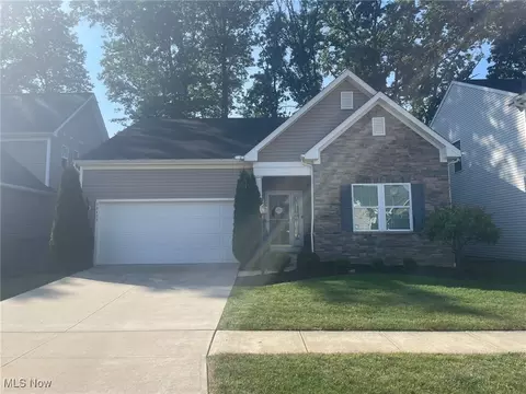 38455 Foxglen Ave, Avon, OH 44011