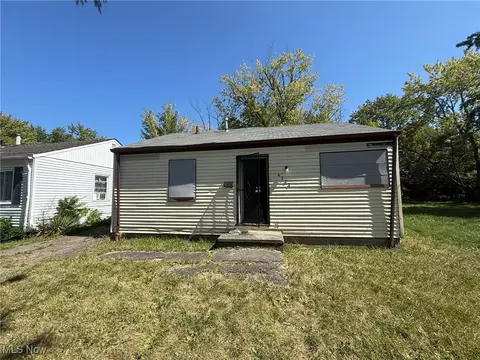 4333 E 142nd St, Cleveland, OH 44128