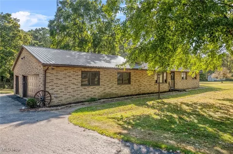 10575 Burbank Rd, Burbank, OH 44214