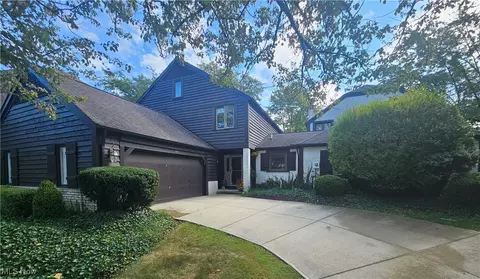 851 Brick Mill Run #10, Westlake, OH 44145